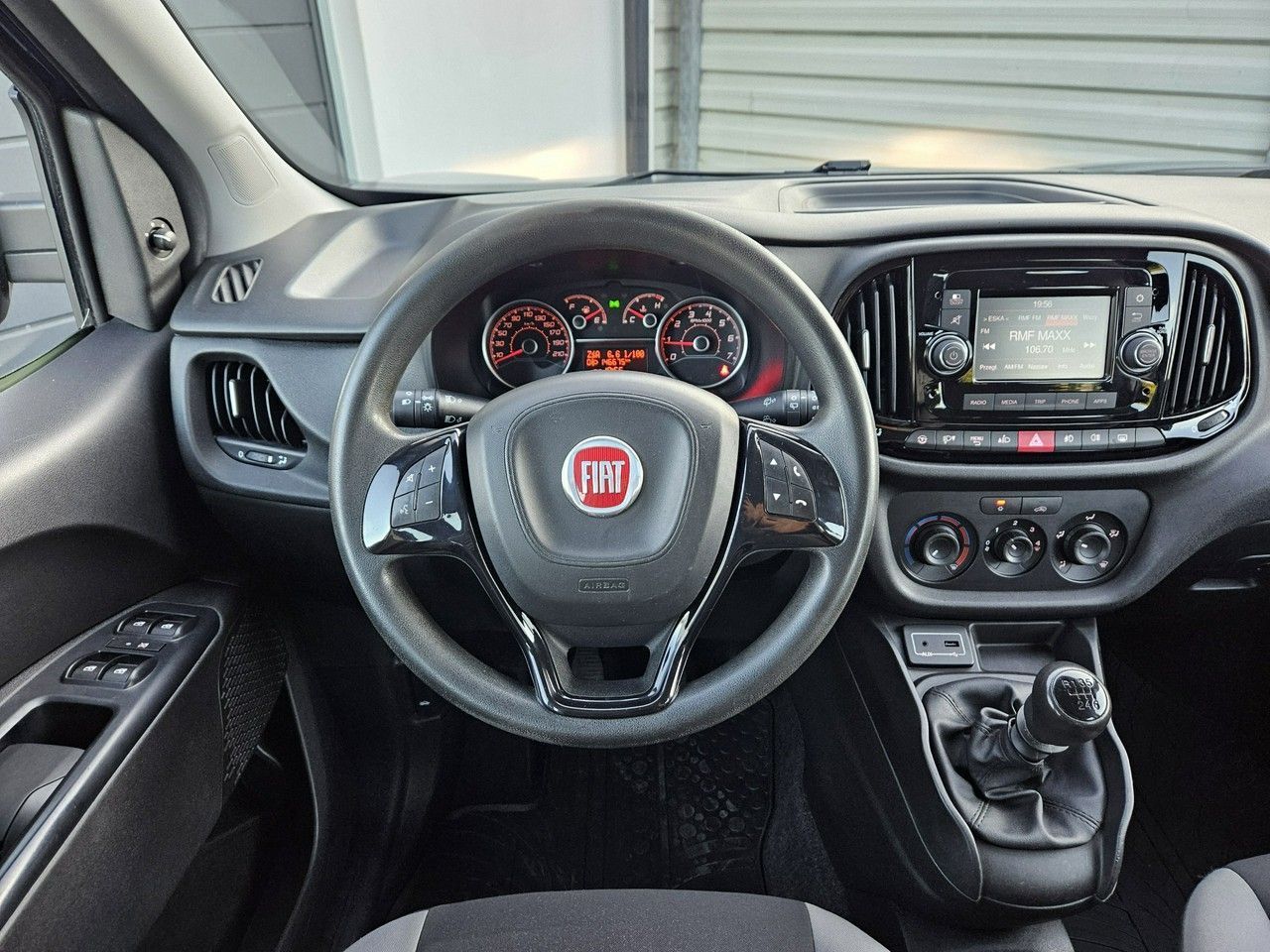 Fiat Doblo 1.6 JTD 105KM MAXI bezwypadek BDB STAN long FV23%
