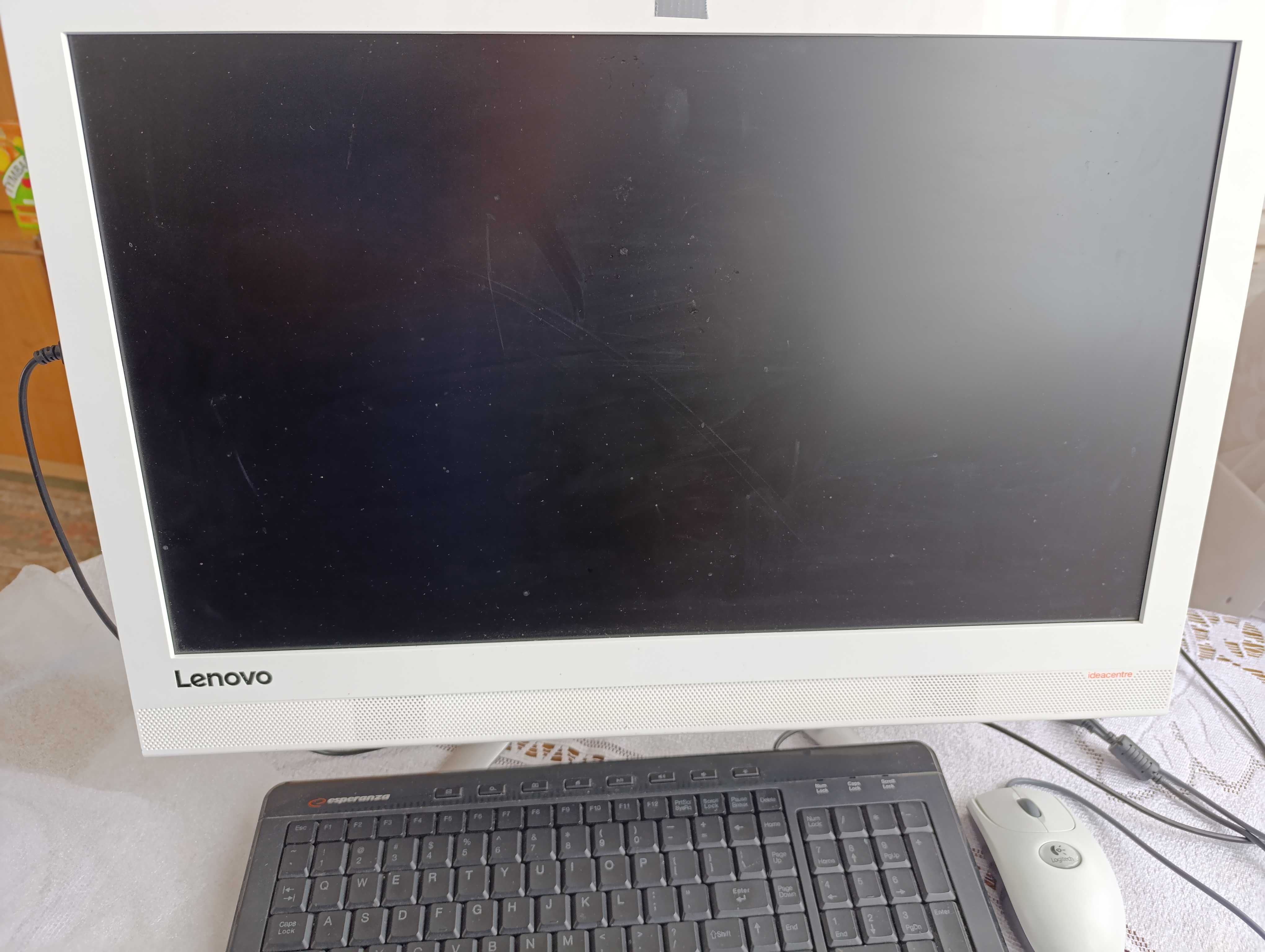 Lenovo Ideacentre , typ MTM FOBY PBPB , SN MP15 FU4A, 23 ", Win11