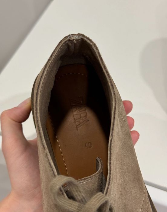 Чоловічі шкіряні замшеві туфлі (дезерти) Zara