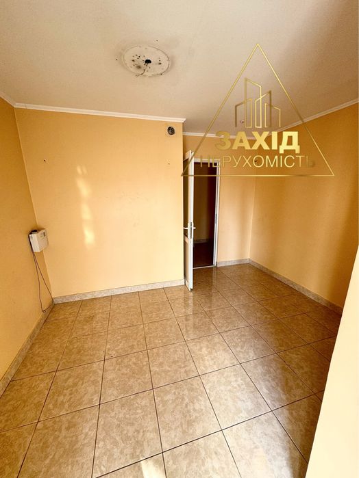 Оренда фасадного комерційного приміщення / р-н Варшавського ринку