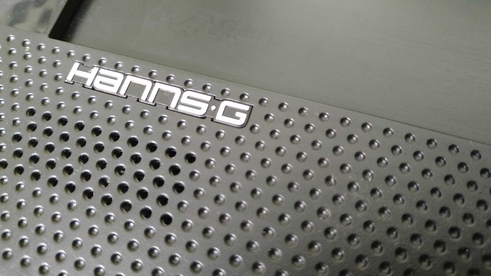 Монітор 17" Hanns-g HQ171D, 1280x1024 з колонками.