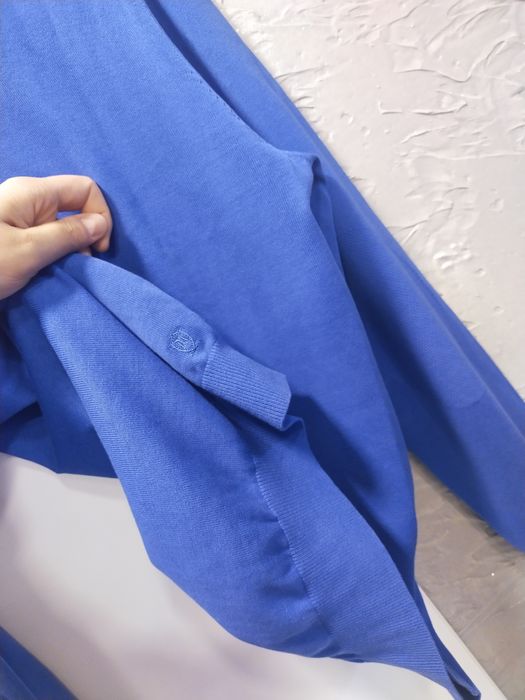 Niebieski sweterek Massimo Dutti L