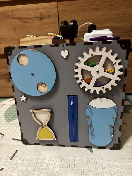 Бізікуб дитячий.