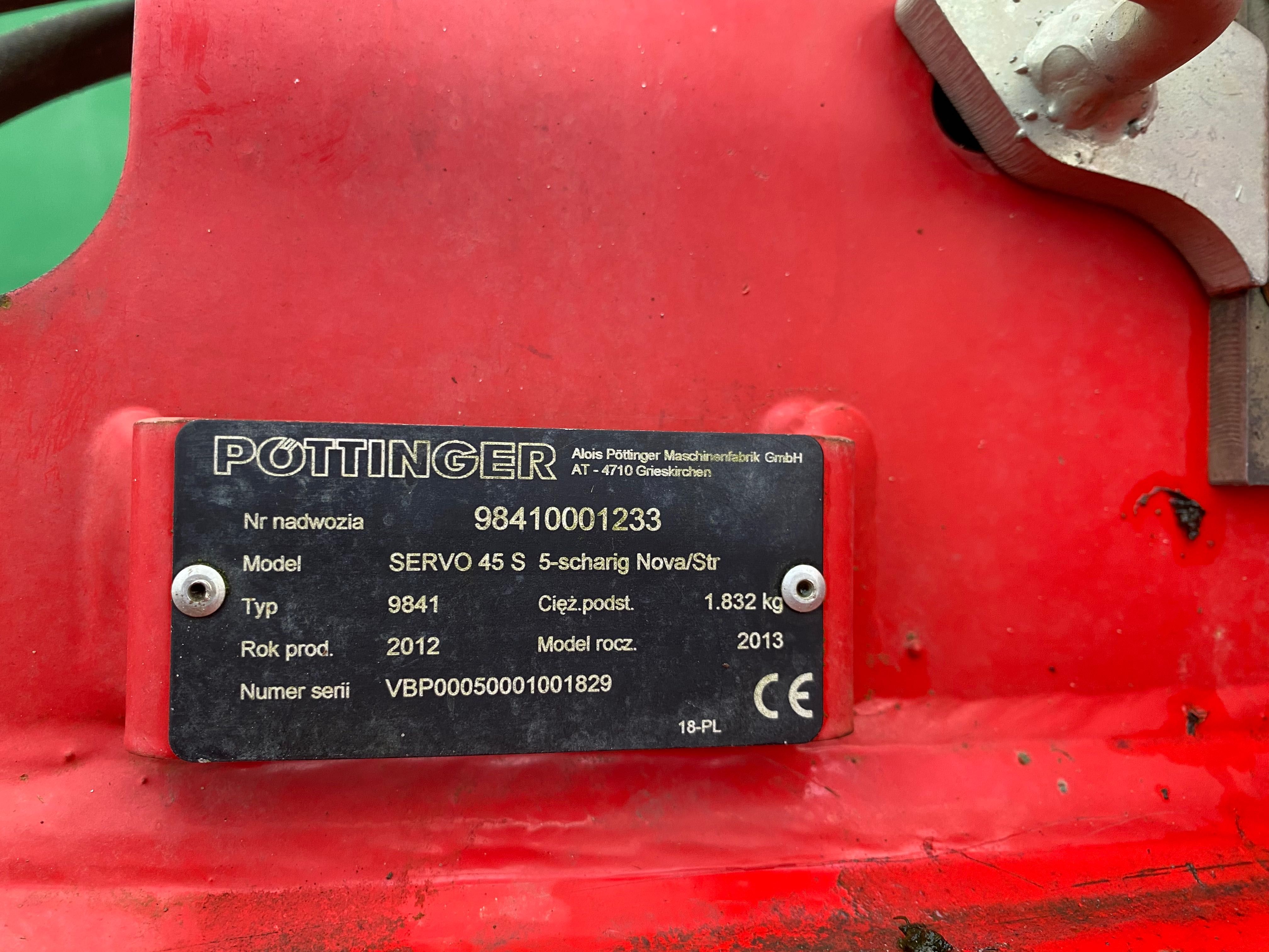 Pług Pöttinger Servo 45S Nova 5 korpusów 2012 rok.