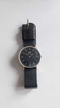Zegarek Daniel Wellington czarny + pasek materiałowy