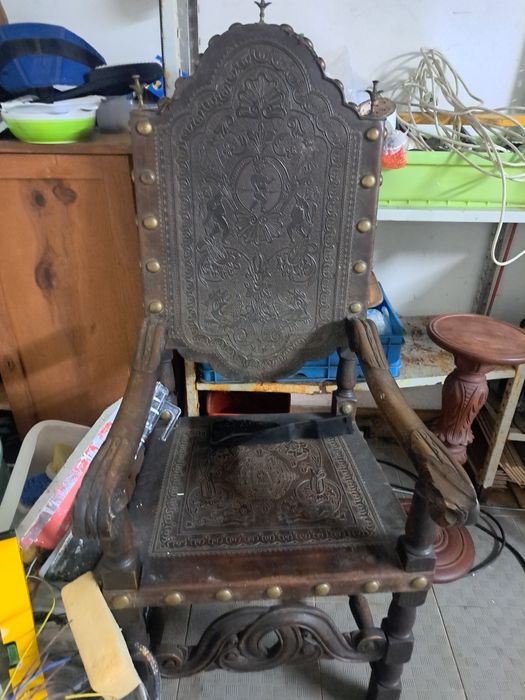 Conjunto mesa e cadeiras