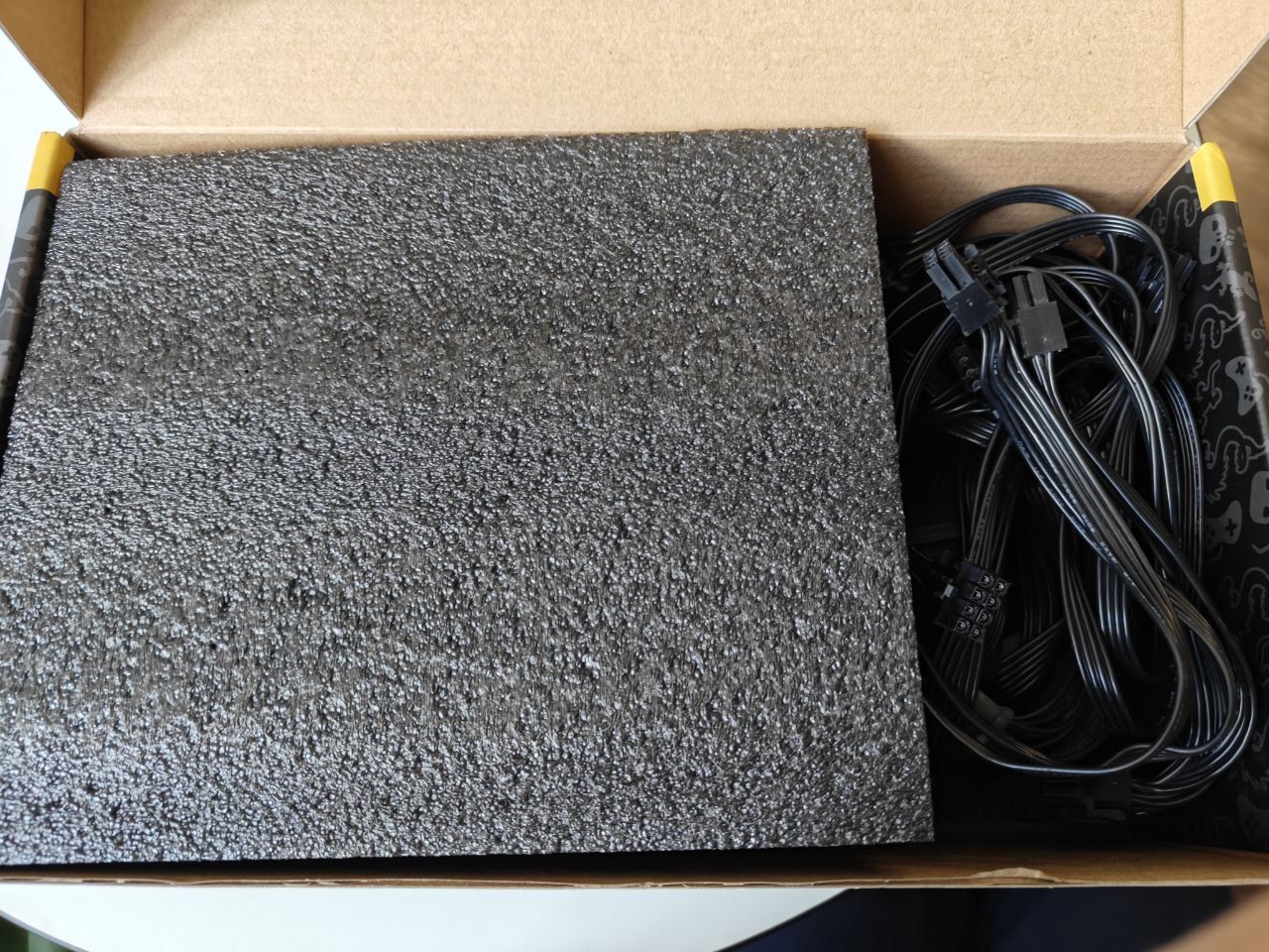 Б/у блок живлення Vinga VPS-650G