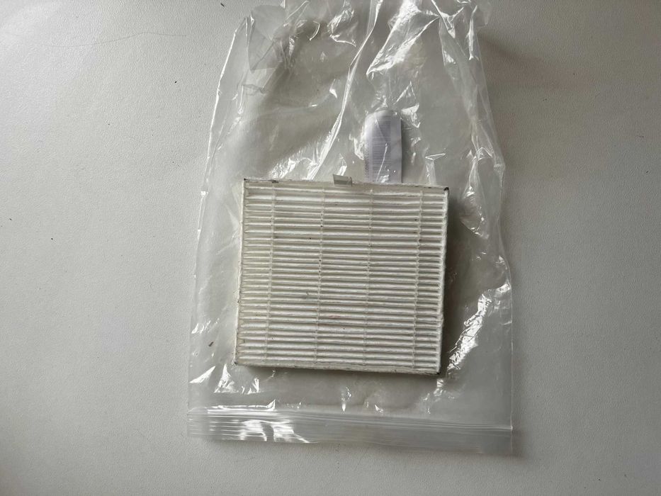 Робот-пилосос ZACO V80 з функцією прибирання 2в1 із зарядною станцією