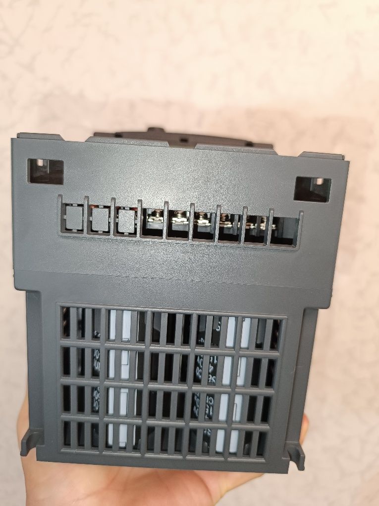 Частотник oberon 11 кВт/11kw перетворювач 25A 500 герц, частотный прео