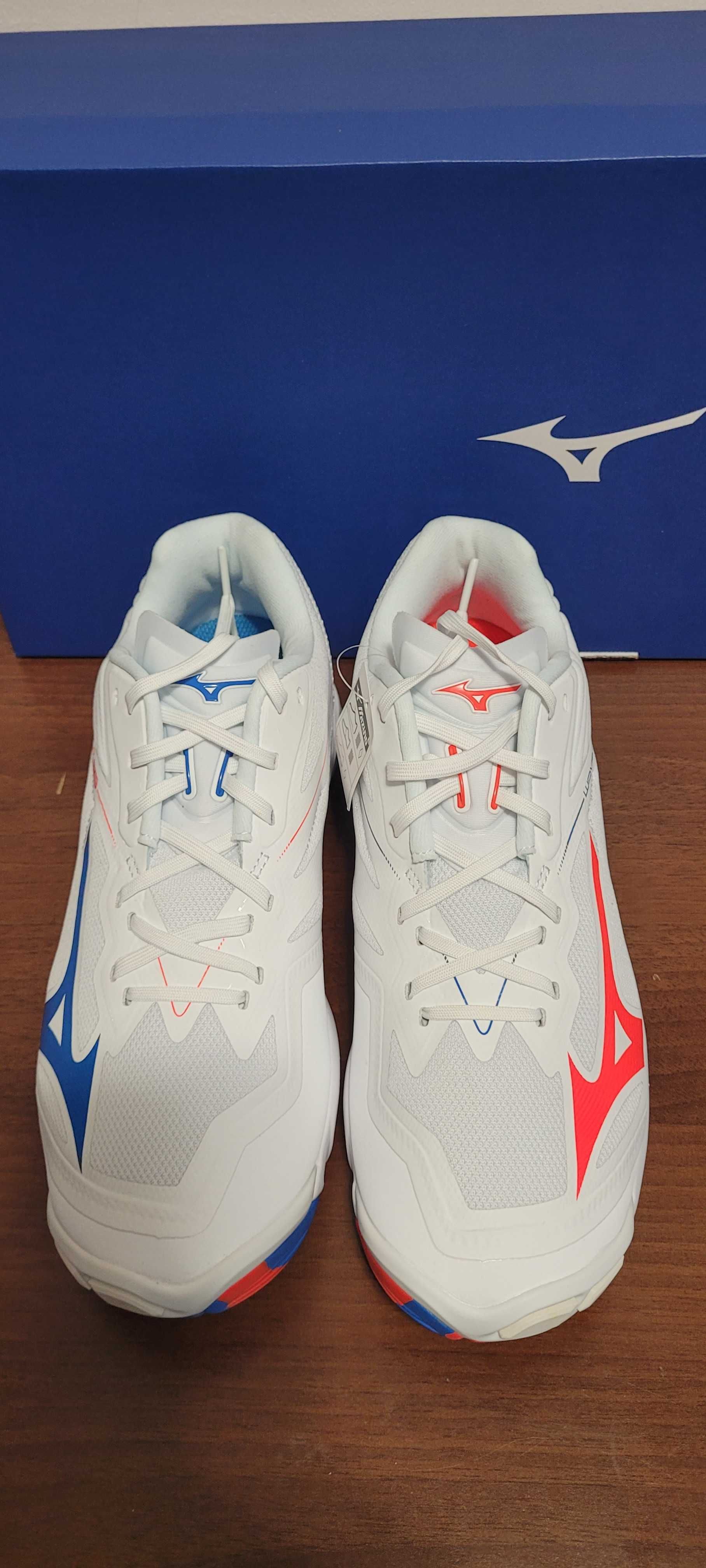 Nowe buty sportowe Mizuno Rozmiar 43