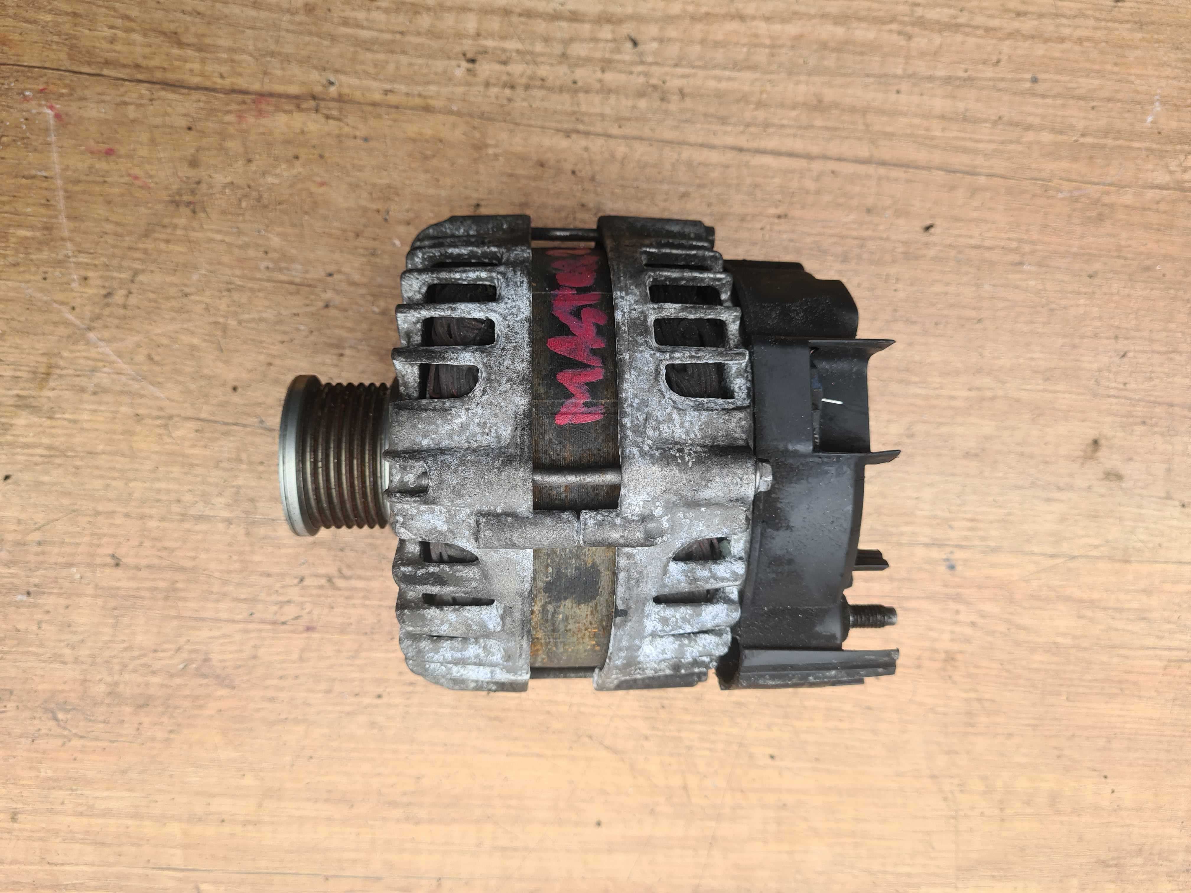 Renault Master IV 2.3 21r alternator 230A