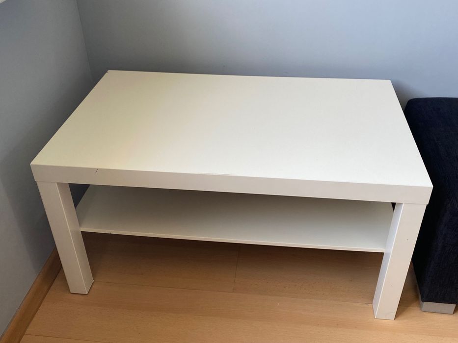 Stolik kawowy do salonu