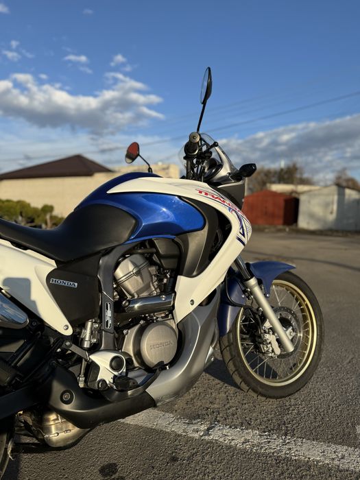 Honda transalp xl700v-ABS