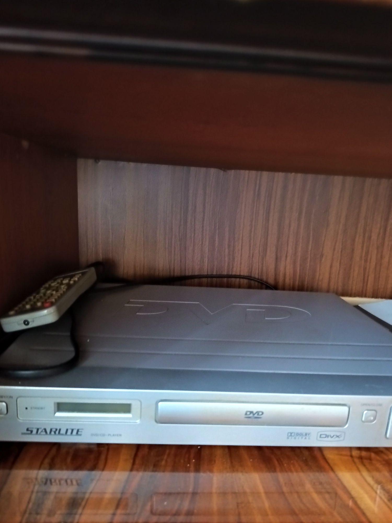 DVD Starlite model 106CE