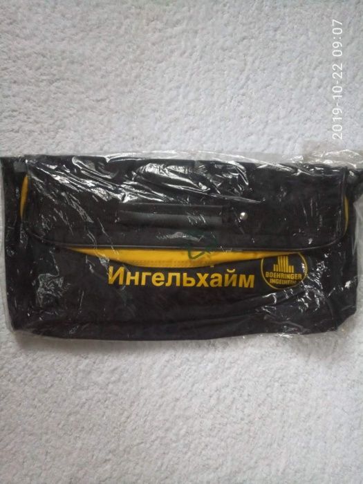 Продам новую сумку/ портфель черного цвета (Германия).