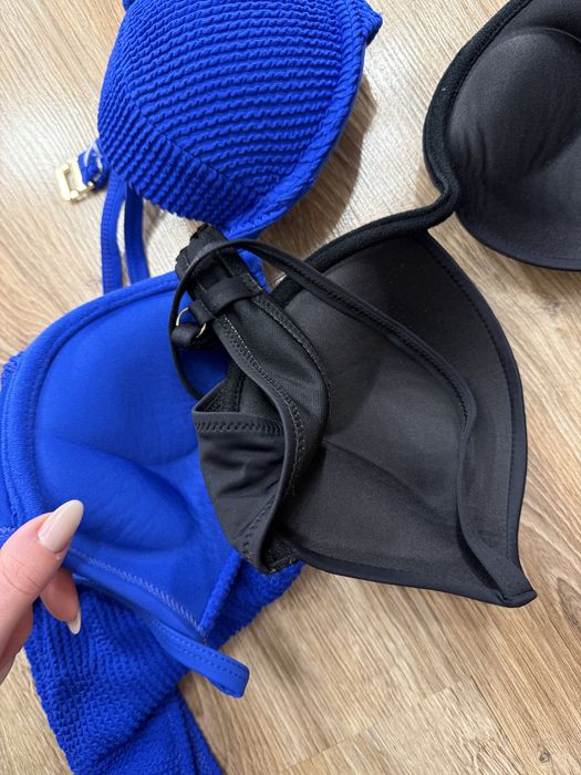 Купальники жіночі