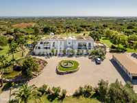 Quinta com moradia T6 e piscina, Santo Estevão, Algarve