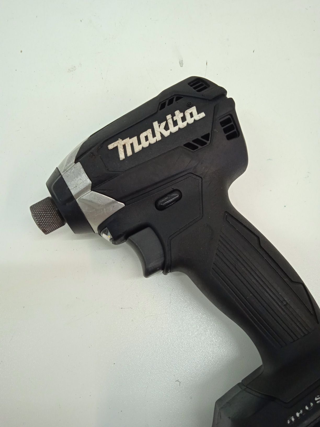 Makita DTD153 Zakrętarka Udarowa Bitówka Brushless HEX1/4" 4.0Ah 2021