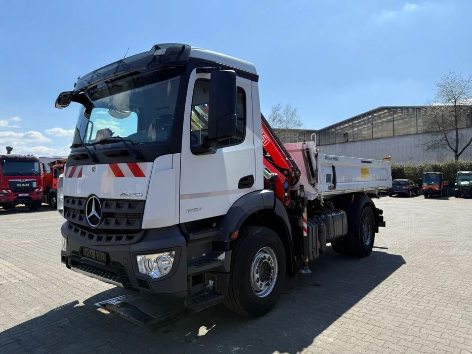 Mercedes-Benz AROCS 1832 4x2 EURO6 WYWROTKA TRÓJSTRONNA Z HDS FASSI F120FB  | TOP | Niski przebieg | Meiller | 5,6 funkcja | Z Niemiec |
