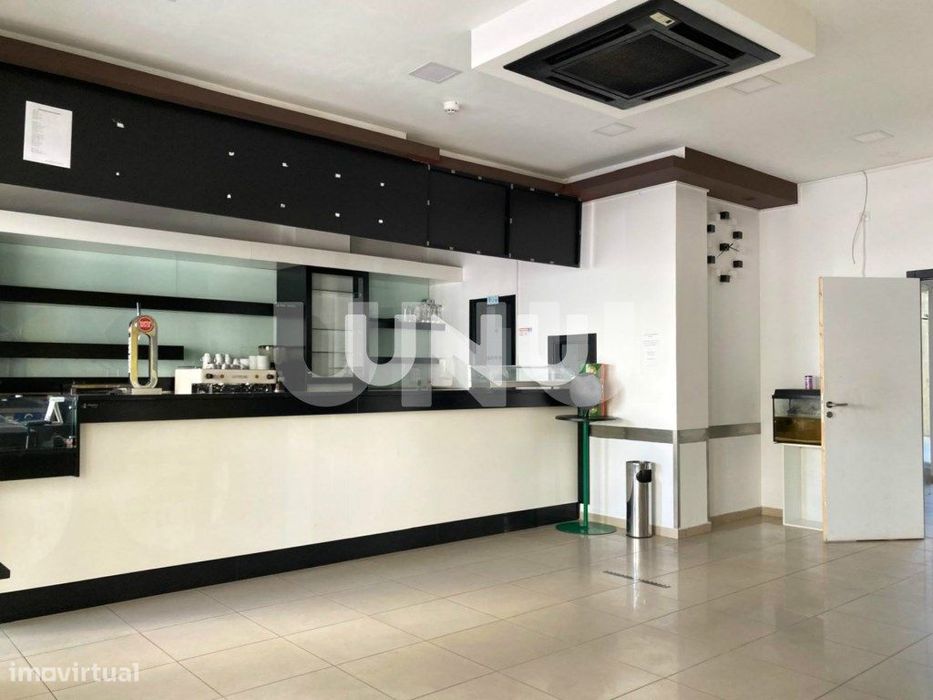 Café / Snack Bar - Envolvente de Serviços