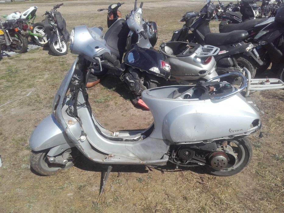 Piaggio vespa lx50 lx 50 silnik koło felga lampa amortyzator części