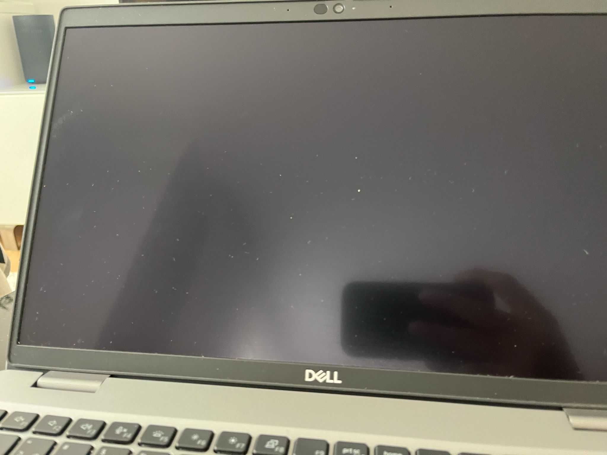 DELL Latitude 5520 (Como Novo)