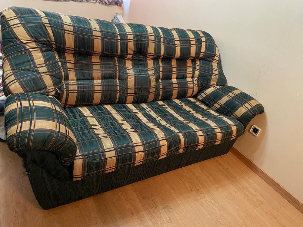 Sofa de cama usado