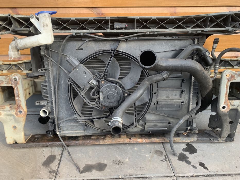 Ford Galaxy MK3 pas przedni wzmocnienie chlodnice 2.0 TDCI