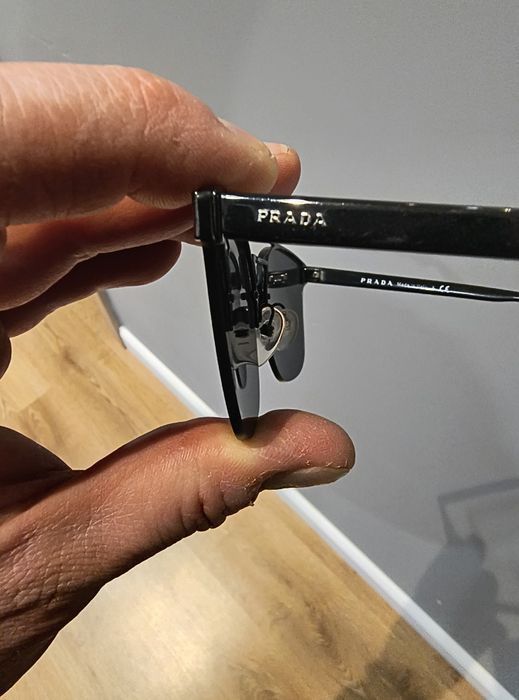 Okulary przeciwsłoneczne PRADA