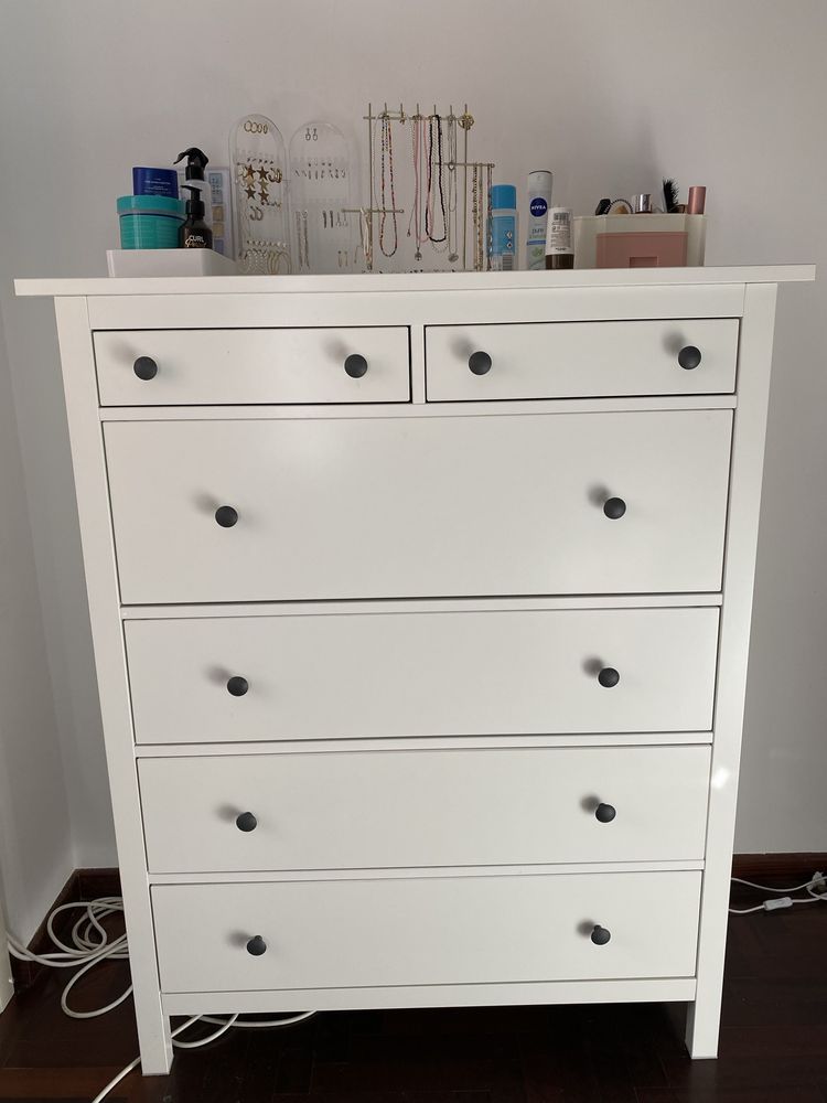 Comoda HEMNES (108x131cm)