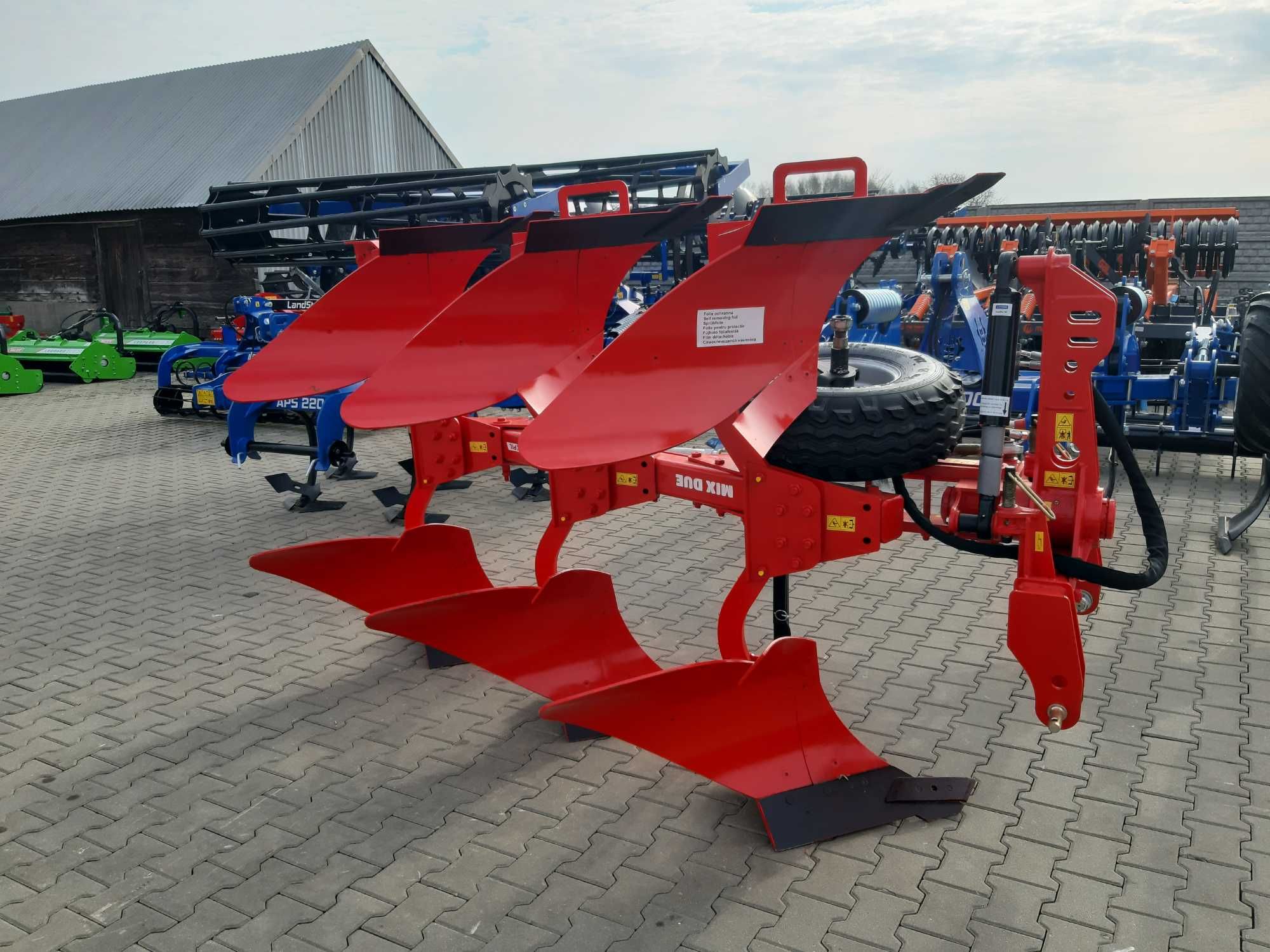 Pług obrotowy Akpil KM180 180R 3 4 5 skibowe kołek resor Viking Vario