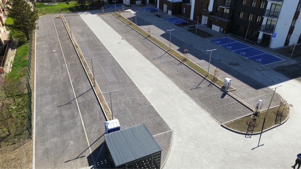 Usługi brukarskie,  układanie kostki brukowej