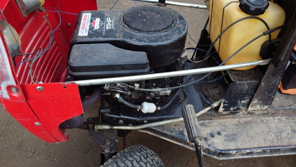Traktorek kosiarka MTD  11 hp