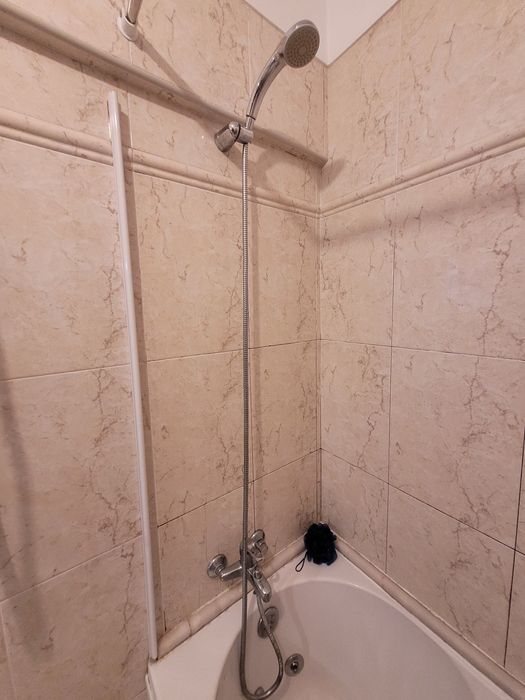 Vendo torneira de duche + chuveiro