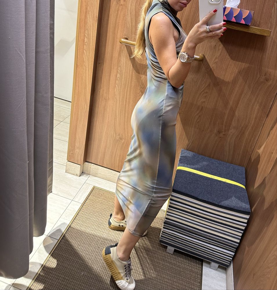 Продам сукню zara