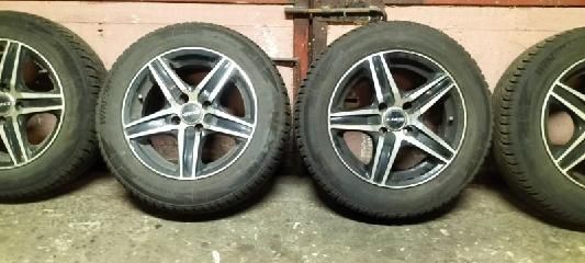 Opony zimowe na alufelgach 175/65/14