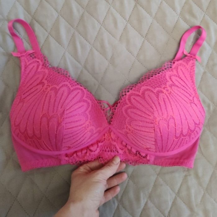 Бюстгальтер жіночий новий M&S