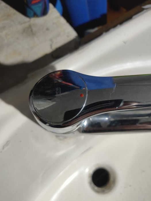 Armário de casa de banho(lavatório com torneira incluido)