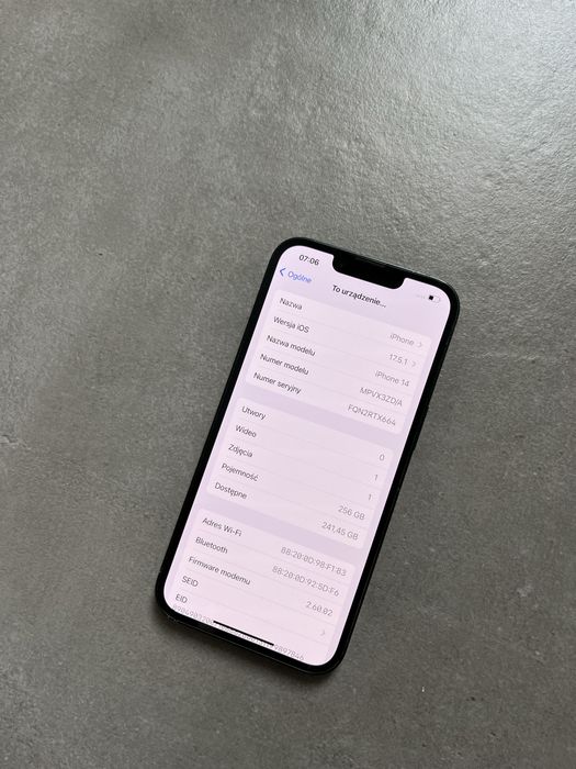 iPhone 14 256gb midnight