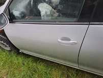 Volkswagen Jetta III 1K2 A5 drzwi klapa tylna zderzak LA7W