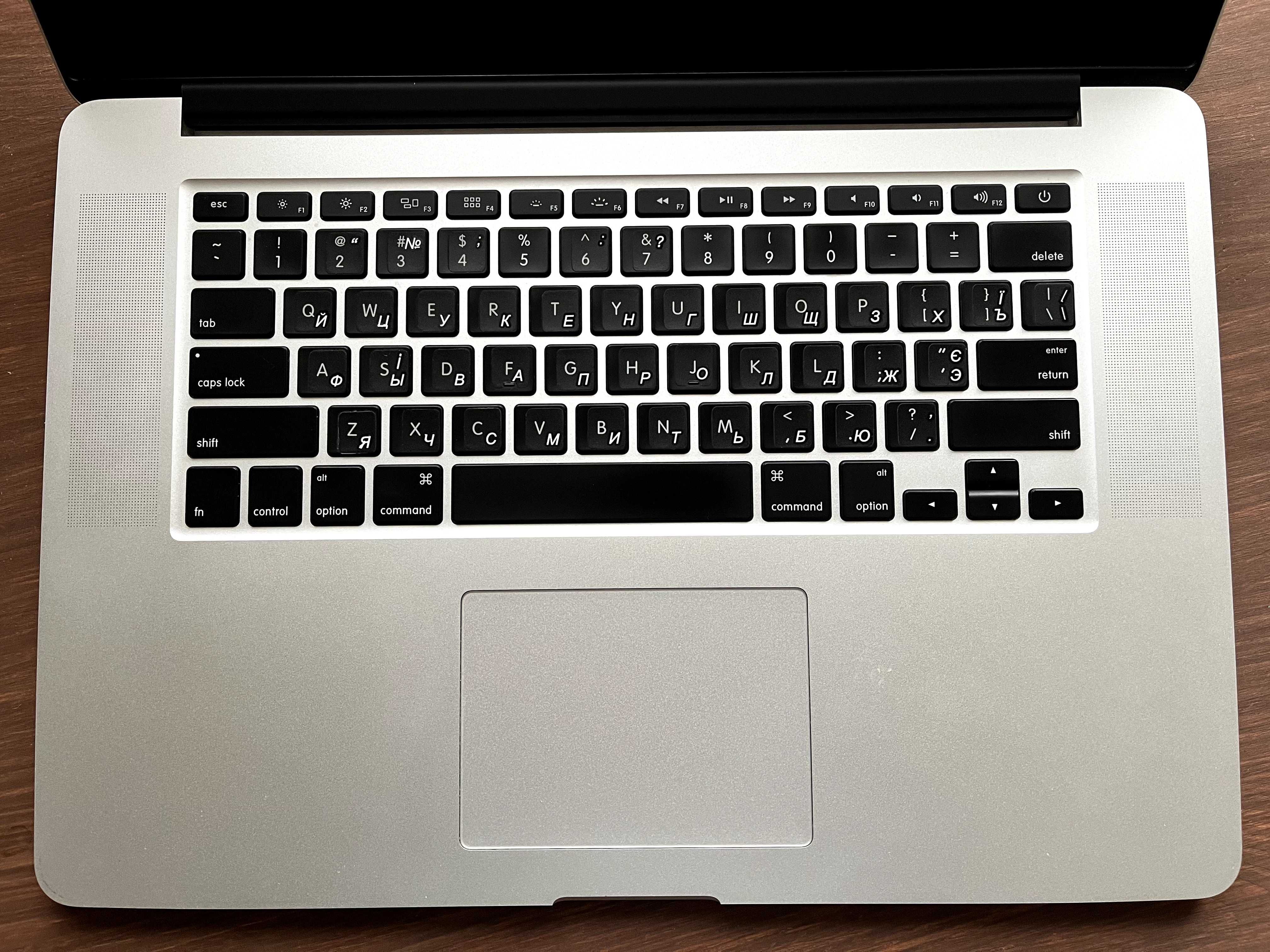Macbook Pro 15.6/16 2015 I7|16|256 Макбук в хорошому стані