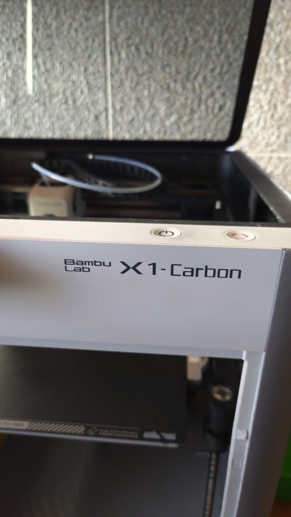 Bambu lab X1 Carbon + creality cr10 v2