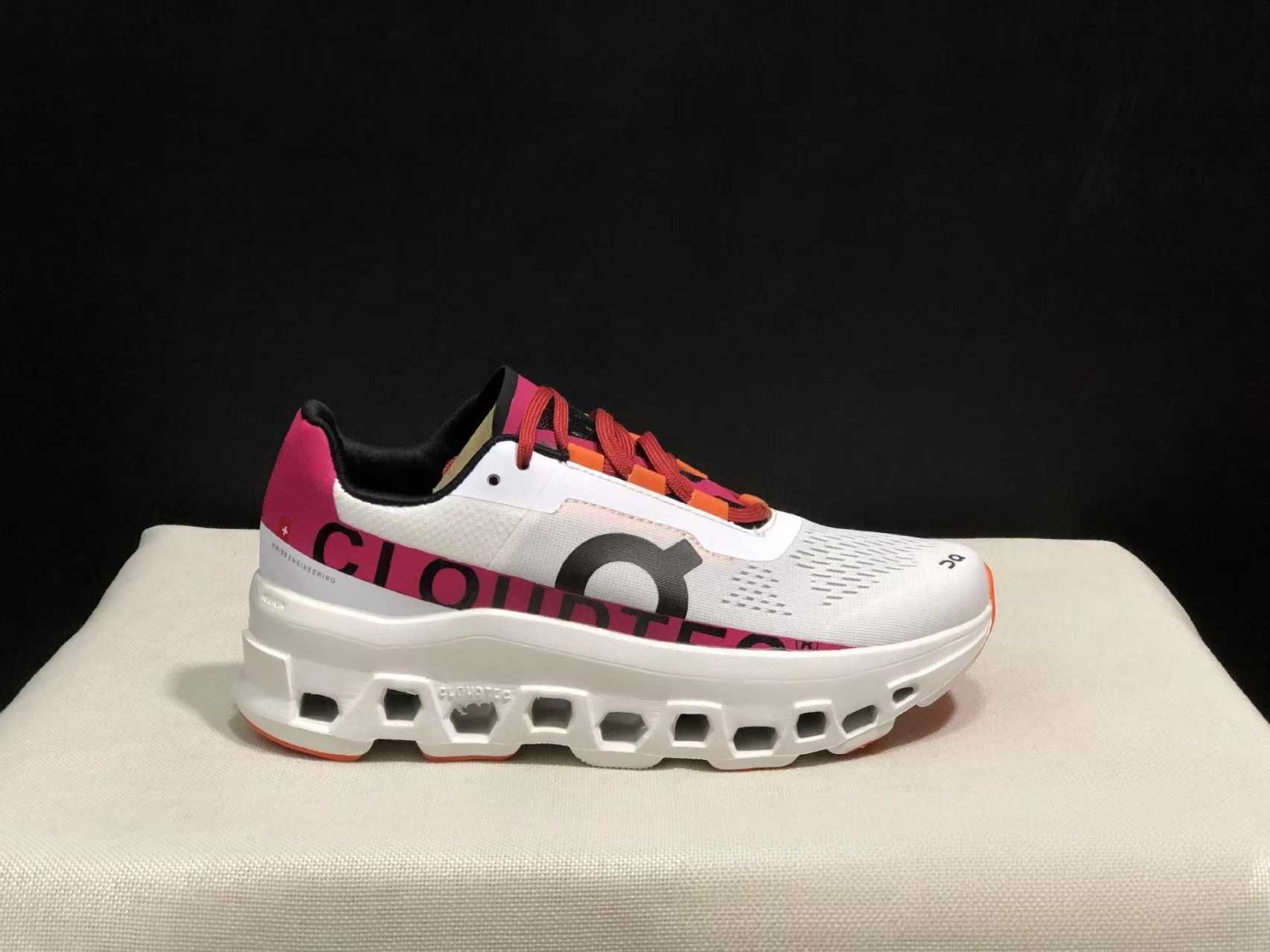Trampki On Running  Cloudsurfer (Women's)   39
