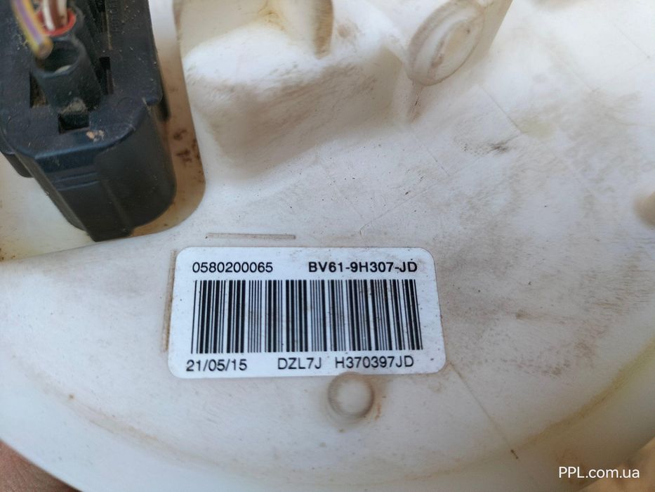 Ford Focus MK3 11-18 1.0 b C-Max MK2 Топливный насос BV61-9H307-JD