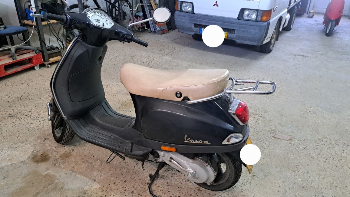 Vende-se Vespa 50