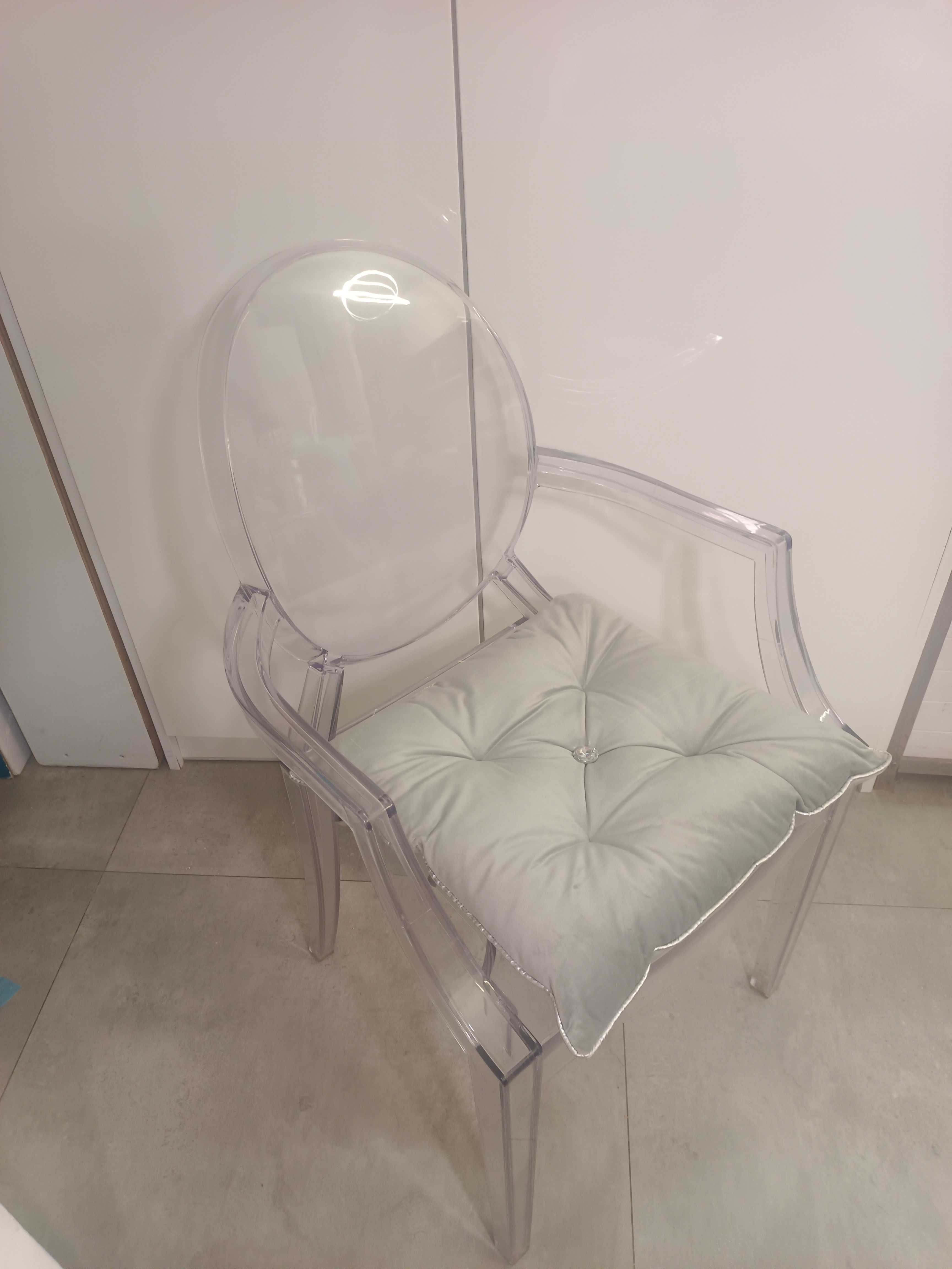 Krzesło Royal inspirowane Louis Ghost transparentne glamour