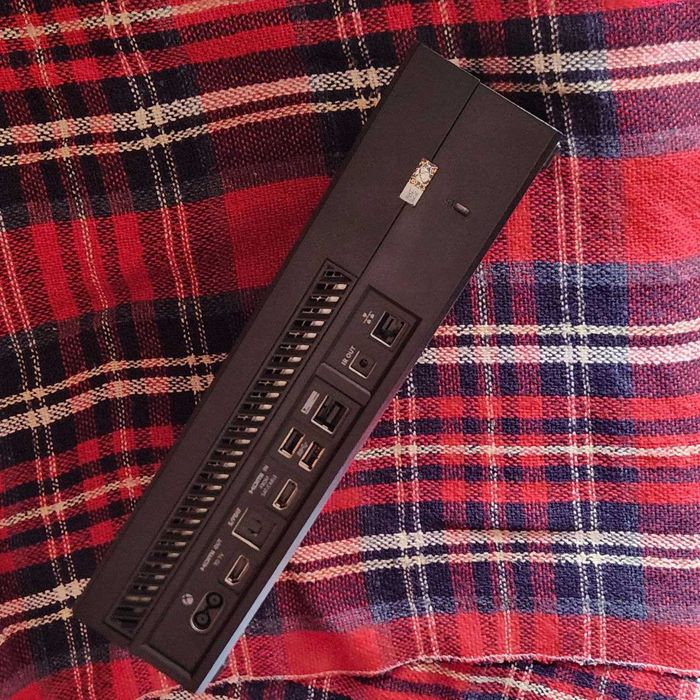 Игровая консоль XBOX ONE CONSOLE 500 ГБ