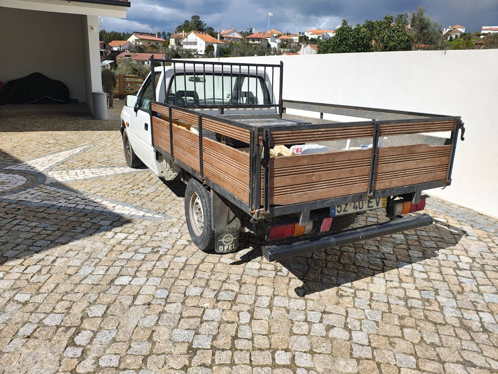 Opel Campo 3.1 branca troca diesel 2 lugares