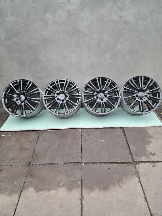 Диски R17 Mercedes W212 5x112 8J ЦО 66.6 ET48 отличное состояние