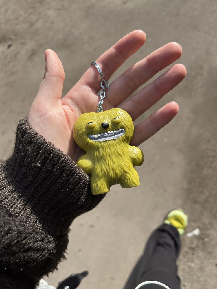 Fuggler зелений чубака брелок